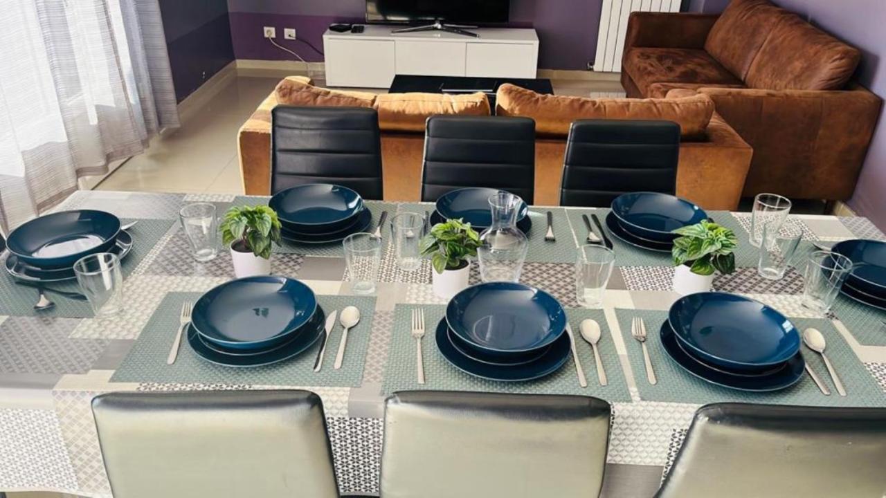 100M2 2 Chambres 8 Personnes - Grand Parking Et Terrasse Privee - Proche Cdg-Parc Expositions-Paris-Asterix-Disney 维勒班特 外观 照片